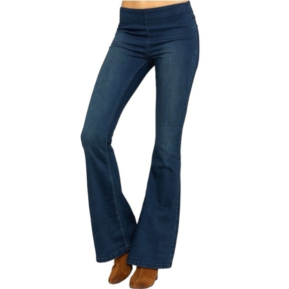 Free People Medium Wash Penny Pull On Stretch Denim Flare Retro Jeans Womens 26 - Picture 2 of 13